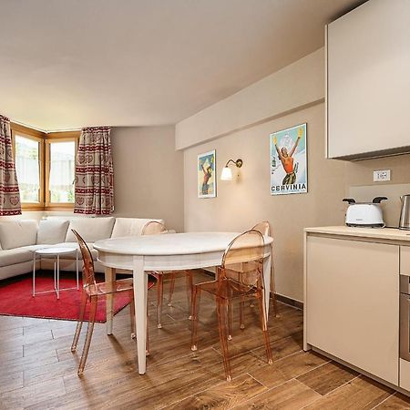 Hemeras Boutique Homes : Apartment 200M From The Skylift Breuil-Cervinia Exterior photo